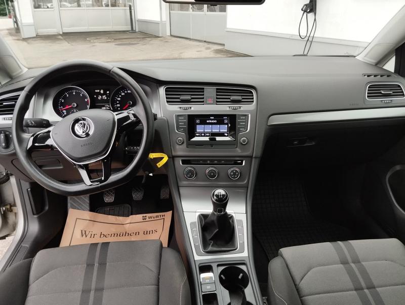 VW Golf Trendline BMT TSI