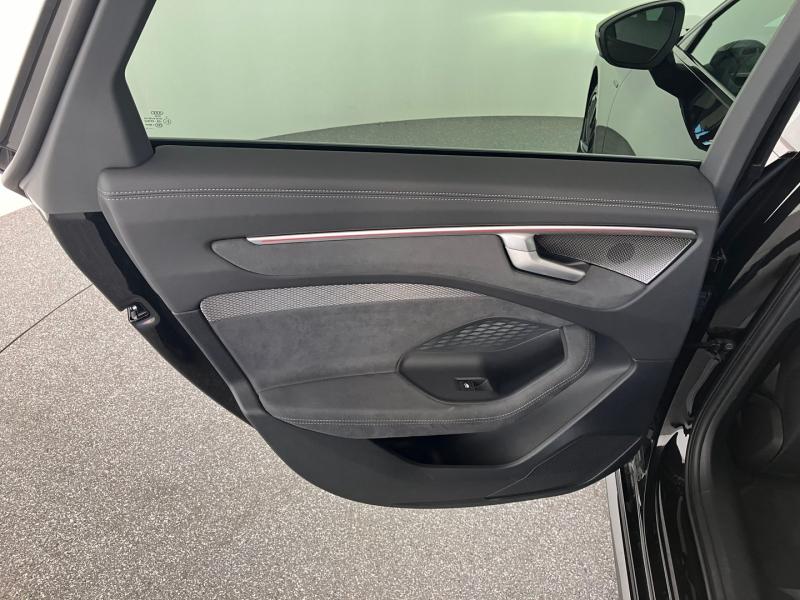 Audi A6 Avant e-hybrid quattro 270 kW