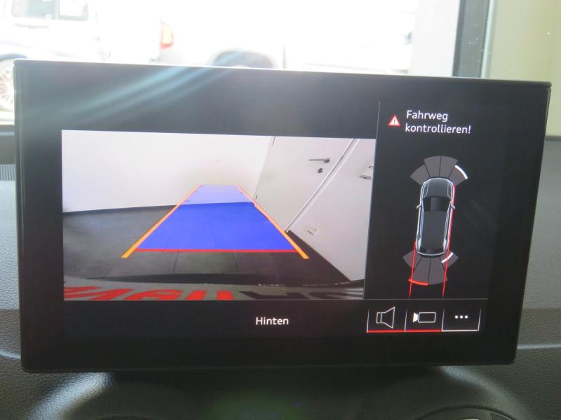 Audi Q2 30 TFSI admired