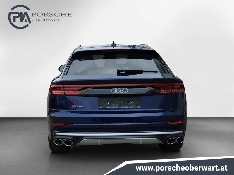 Audi SQ8 TFSI quattro