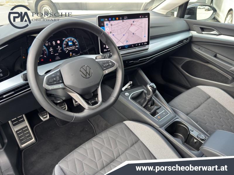 VW Golf Life TSI