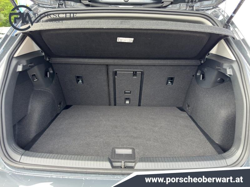 VW Golf Life TSI