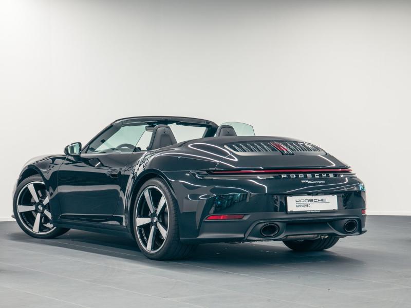 Porsche 911 Carrera Cabriolet