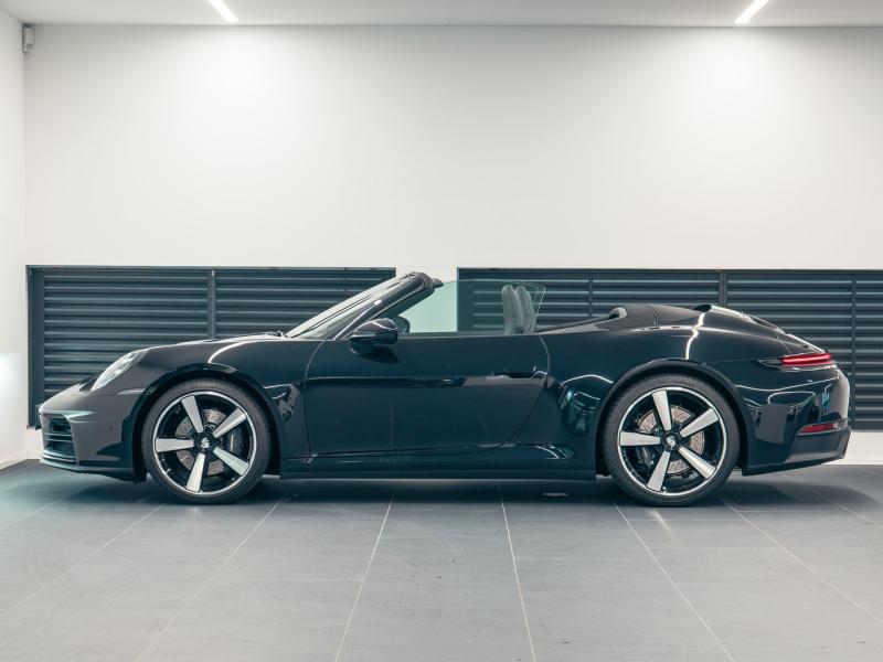 Porsche 911 Carrera Cabriolet