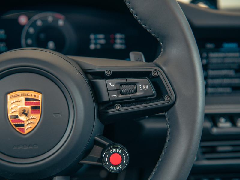 Porsche 911 Carrera Cabriolet