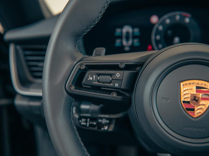 Porsche 911 Carrera Cabriolet