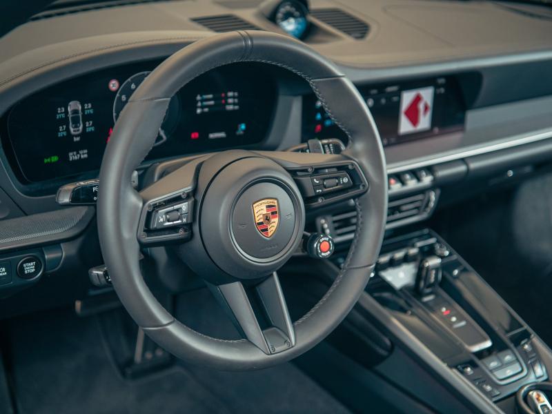 Porsche 911 Carrera Cabriolet