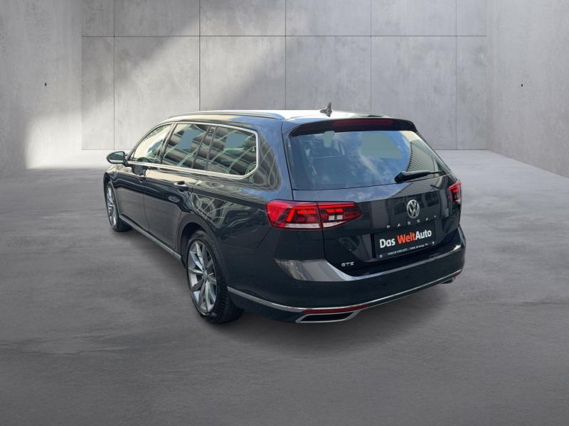 VW Passat GTE Variant