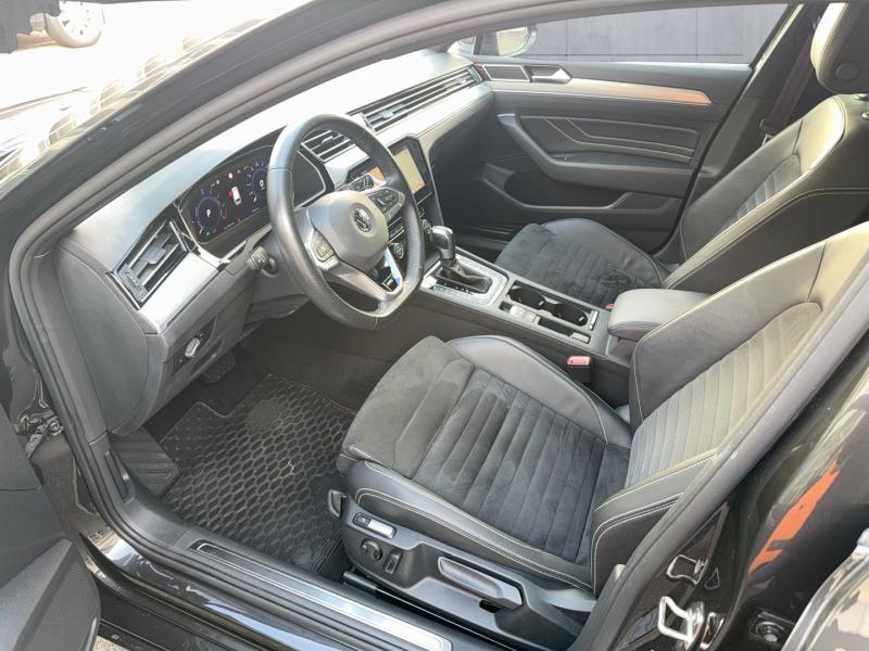 VW Passat GTE Variant