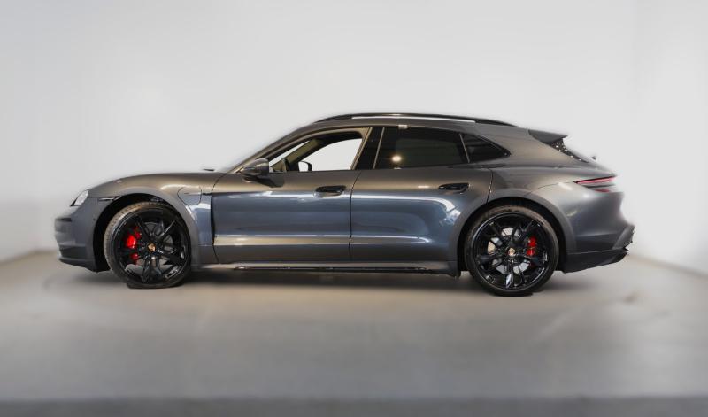 Porsche Taycan 4S Cross Turismo