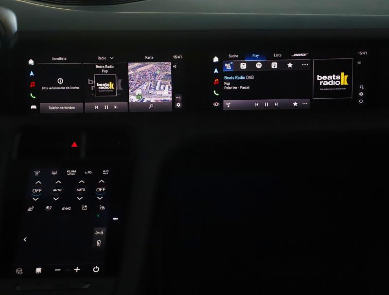 Porsche Taycan 4S Cross Turismo