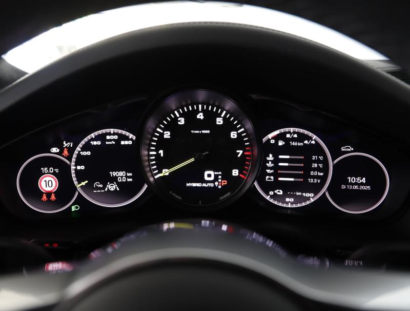 Porsche Cayenne E-Hybrid Coupé Platinum Edition