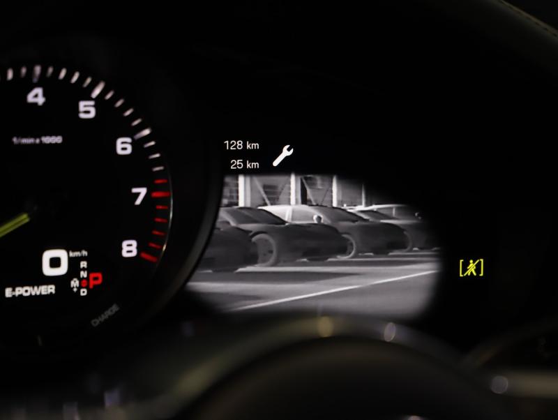 Porsche Cayenne E-Hybrid Coupé Platinum Edition