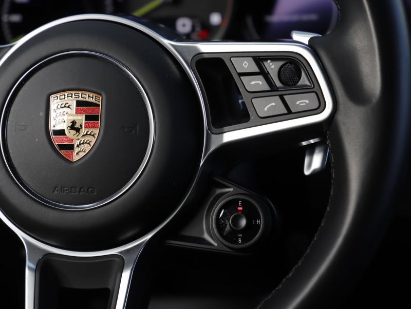 Porsche Cayenne E-Hybrid Coupé Platinum Edition