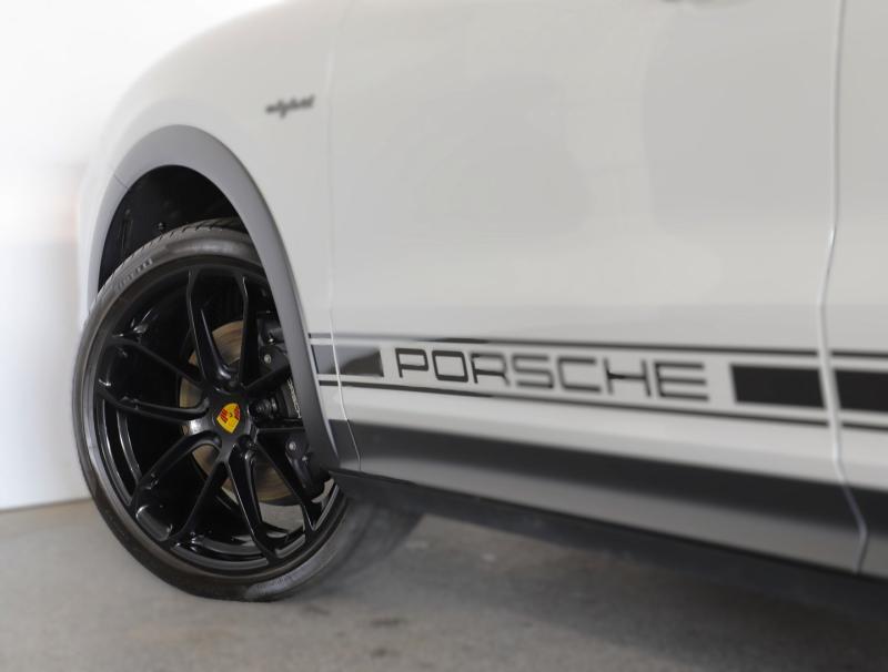 Porsche Cayenne E-Hybrid Coupé Platinum Edition