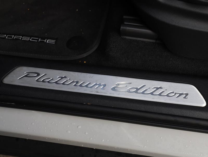 Porsche Cayenne E-Hybrid Coupé Platinum Edition