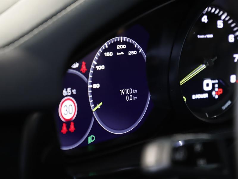 Porsche Cayenne E-Hybrid Coupé Platinum Edition