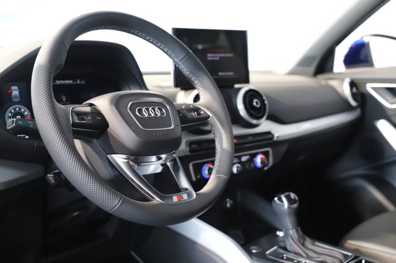 Audi Q2 35 TFSI admired