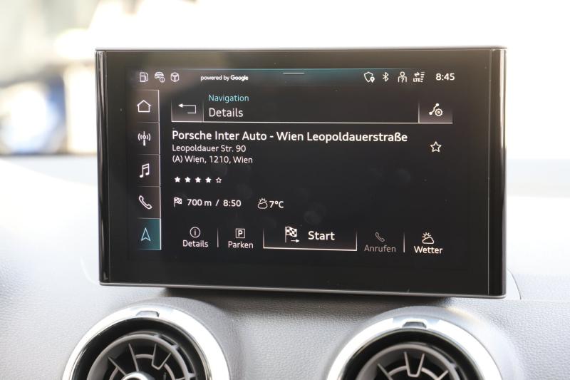 Audi Q2 35 TFSI admired