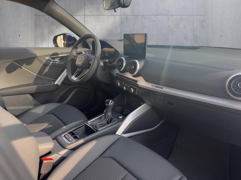 Audi Q2 35 TFSI admired