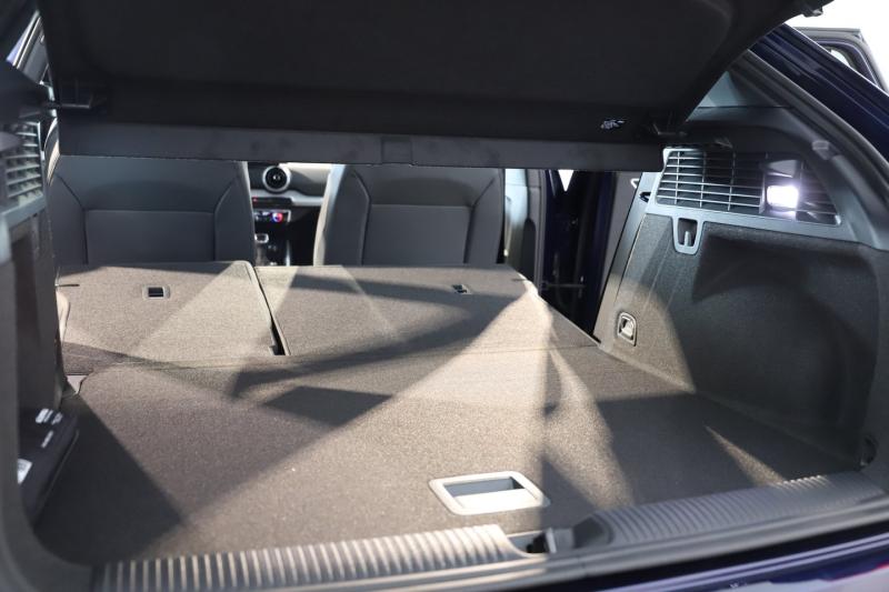 Audi Q2 35 TFSI admired