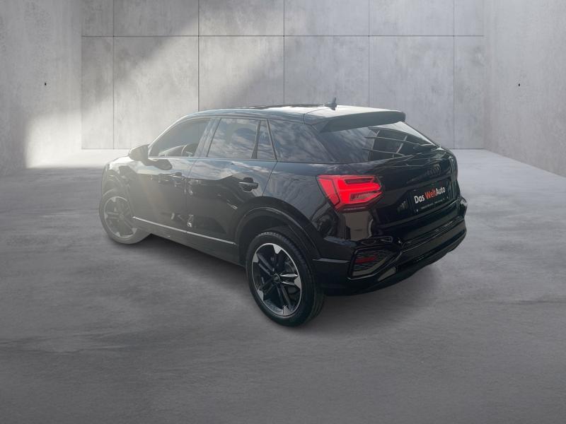 Audi Q2 35 TFSI admired