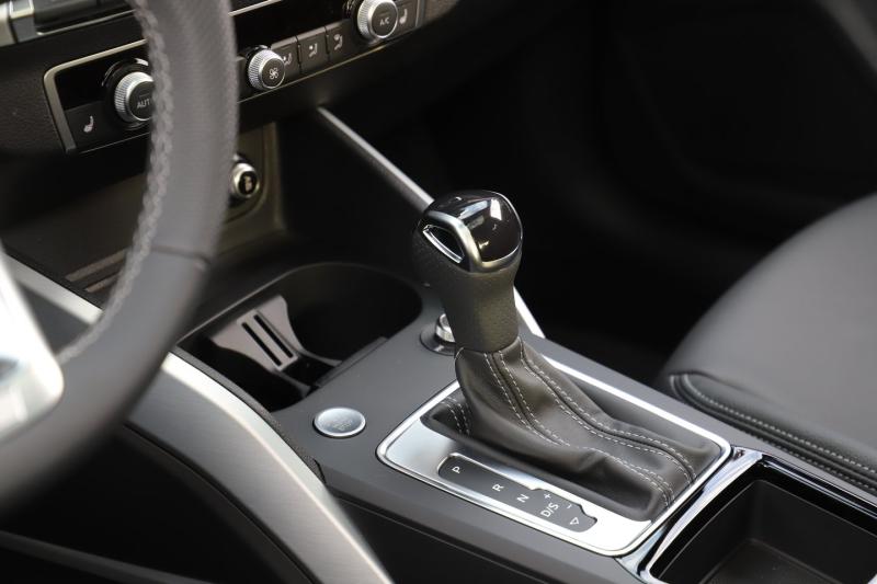 Audi Q2 35 TFSI admired