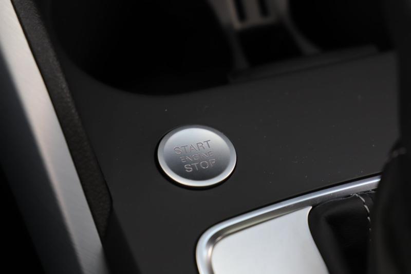 Audi Q2 35 TFSI admired