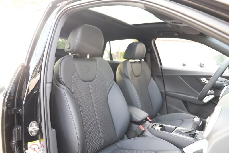 Audi Q2 35 TFSI admired