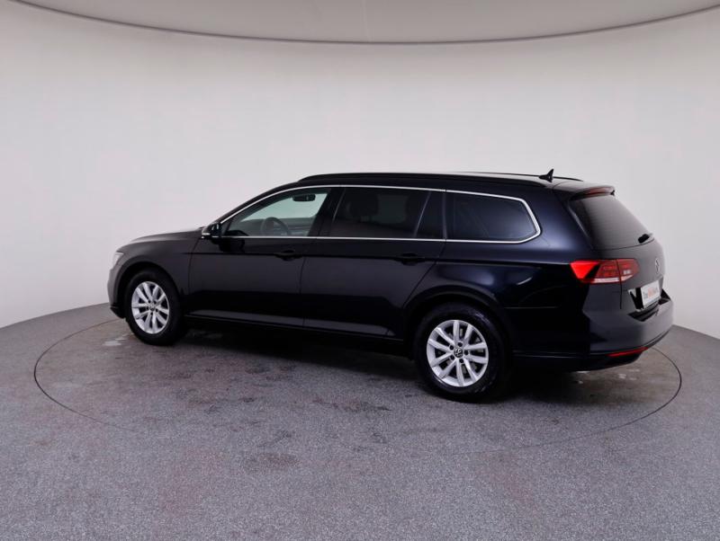 VW Passat Variant Business TDI DSG