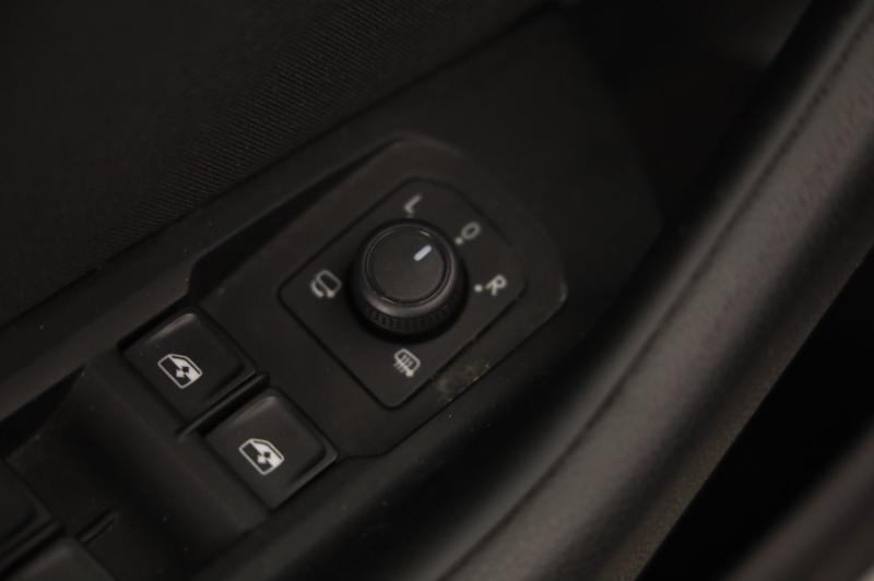 VW Passat Variant Business TDI DSG