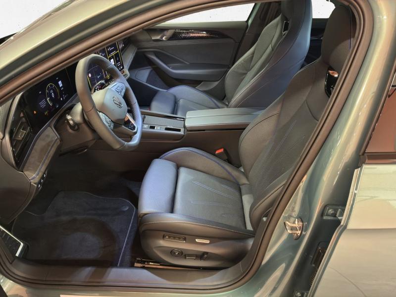 VW Passat Variant R-Line TDI DSG