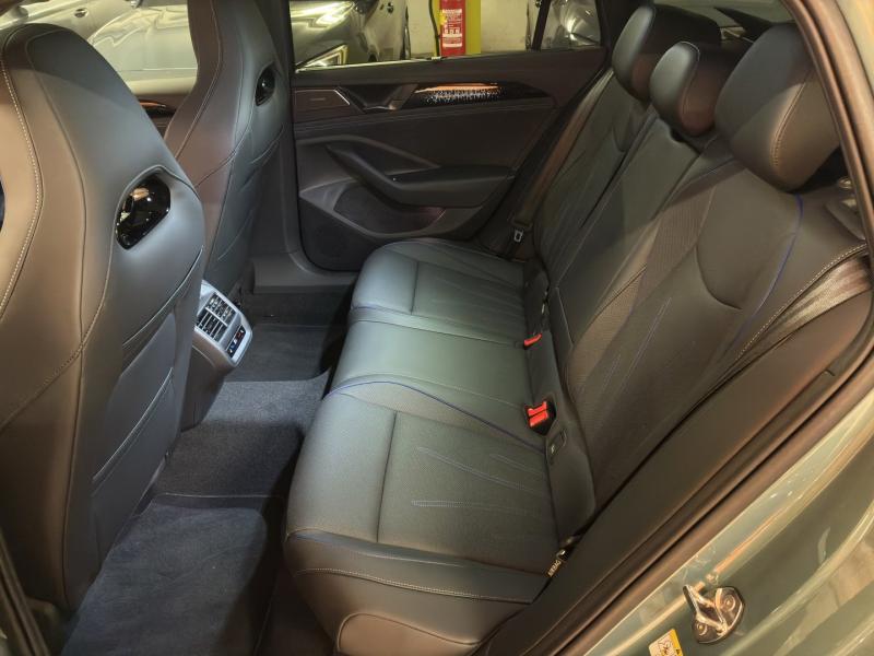 VW Passat Variant R-Line TDI DSG