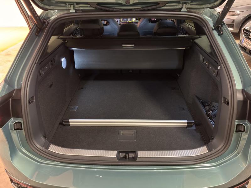 VW Passat Variant R-Line TDI DSG