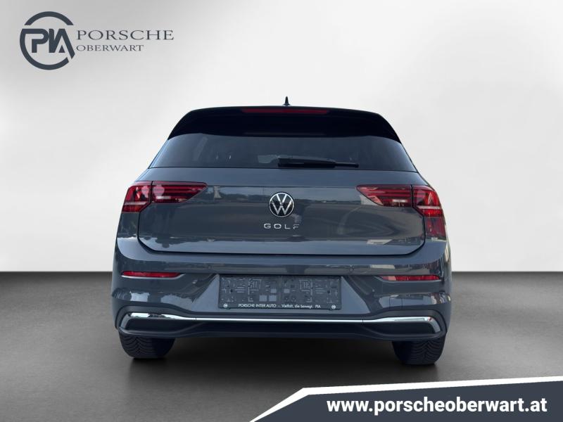 VW Golf Life TSI