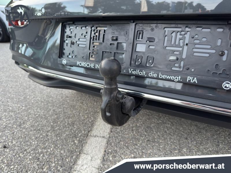 VW Golf Life TSI