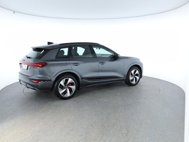 Audi Q6 e-tron quattro