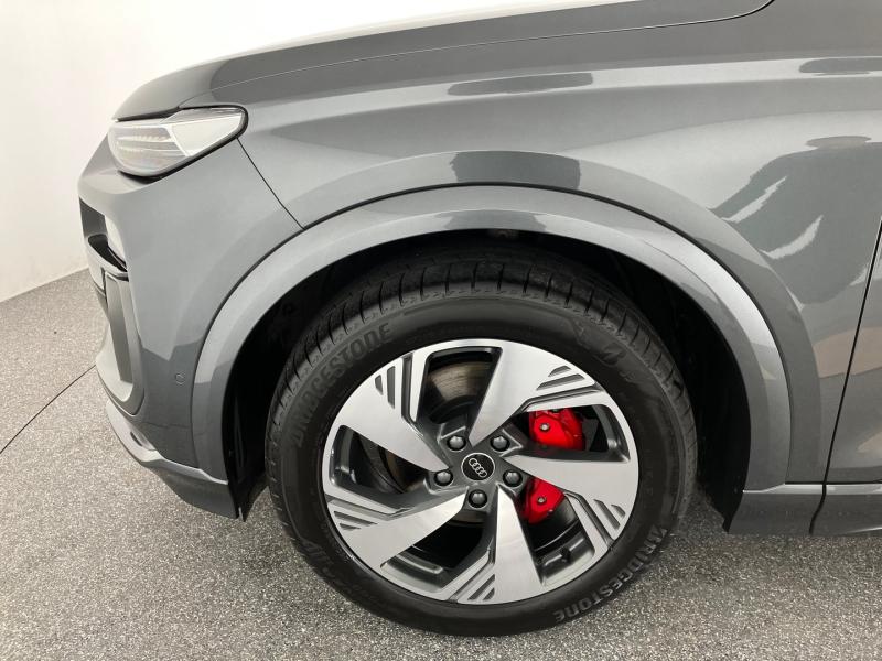 Audi Q6 e-tron quattro