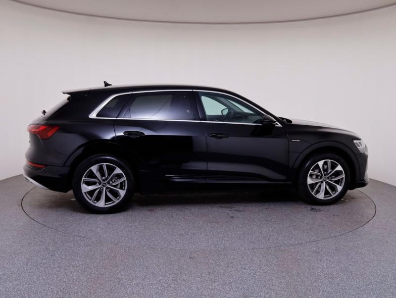 Audi e-tron 55 quattro 300 kW S line