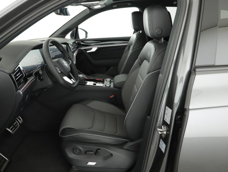 VW Touareg R-Line TDI 4MOTION