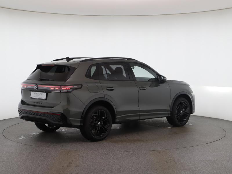 VW Tiguan R-Line TDI 4MOTION DSG