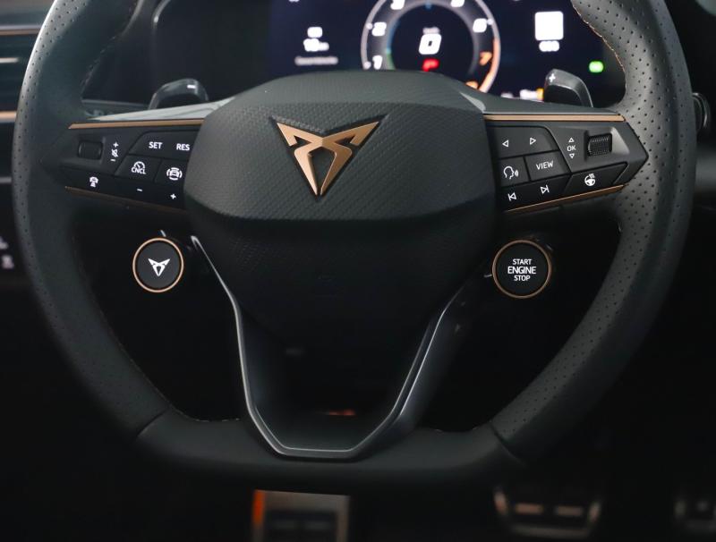 CUPRA Leon SP Kombi VZ e-HYBRID 200/272