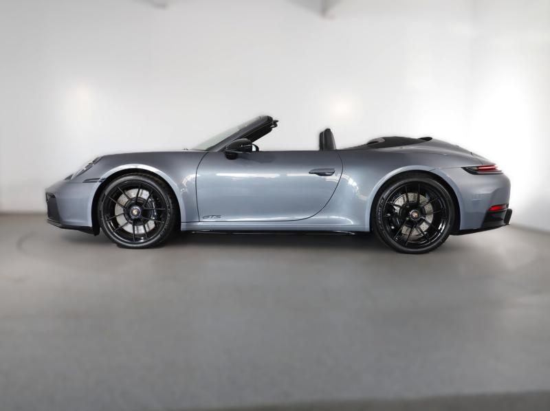 Porsche 911 Carrera 4 GTS Cabriolet