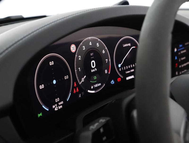 Porsche 911 Carrera 4 GTS Cabriolet