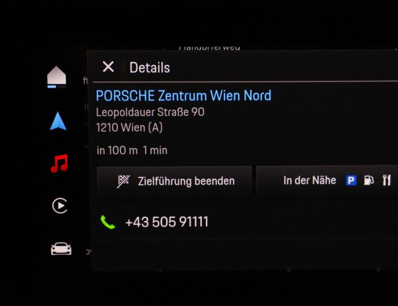 Porsche 911 Carrera 4 GTS Cabriolet