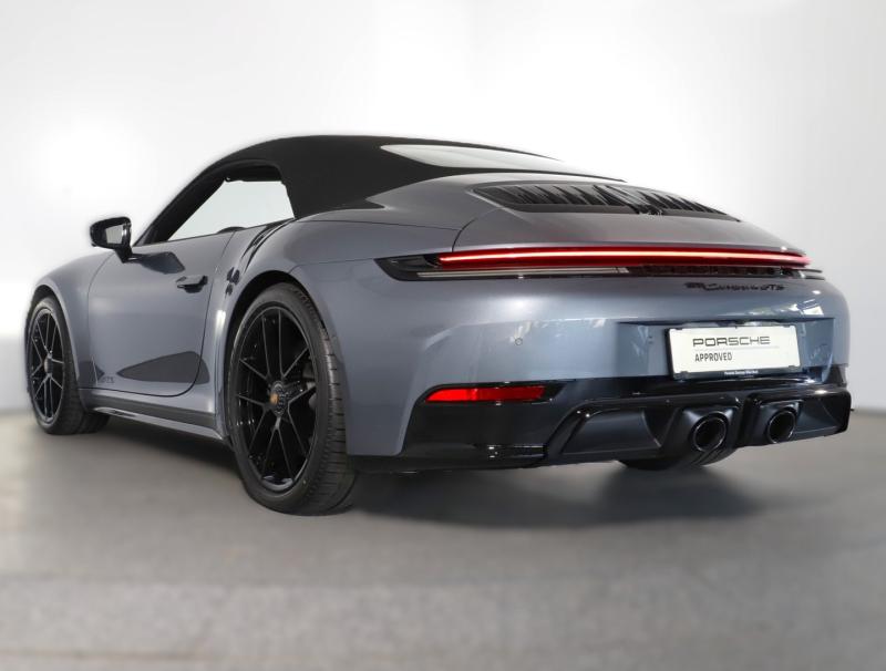Porsche 911 Carrera 4 GTS Cabriolet