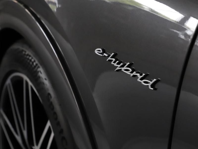 Porsche Cayenne E-Hybrid Coupé