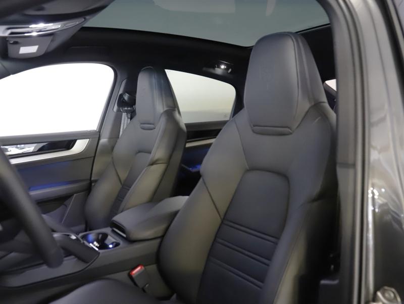 Porsche Cayenne E-Hybrid Coupé