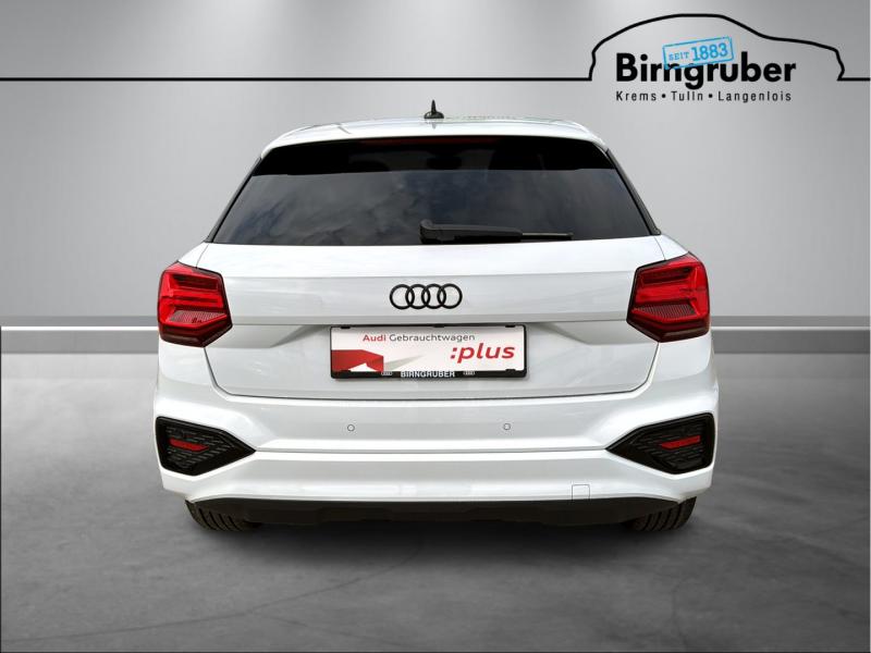 Audi Q2 30 TFSI admired