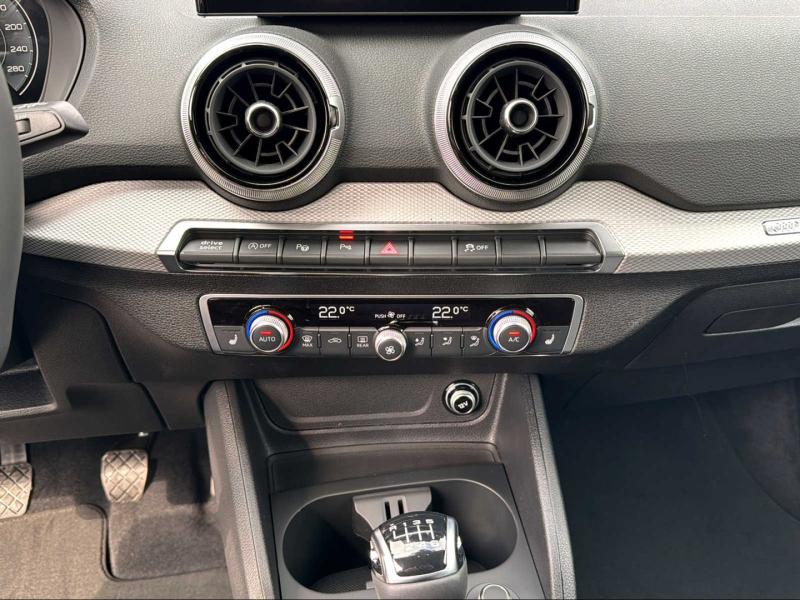 Audi Q2 30 TFSI admired